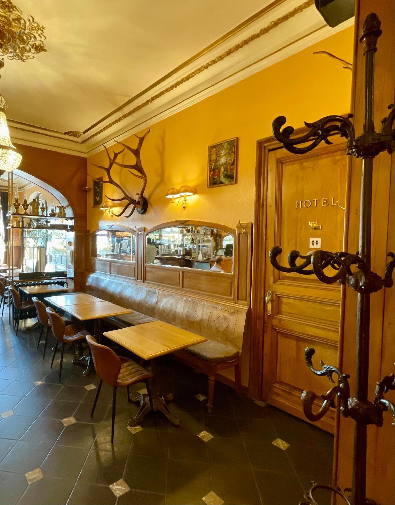 Des Ardennes Hotel